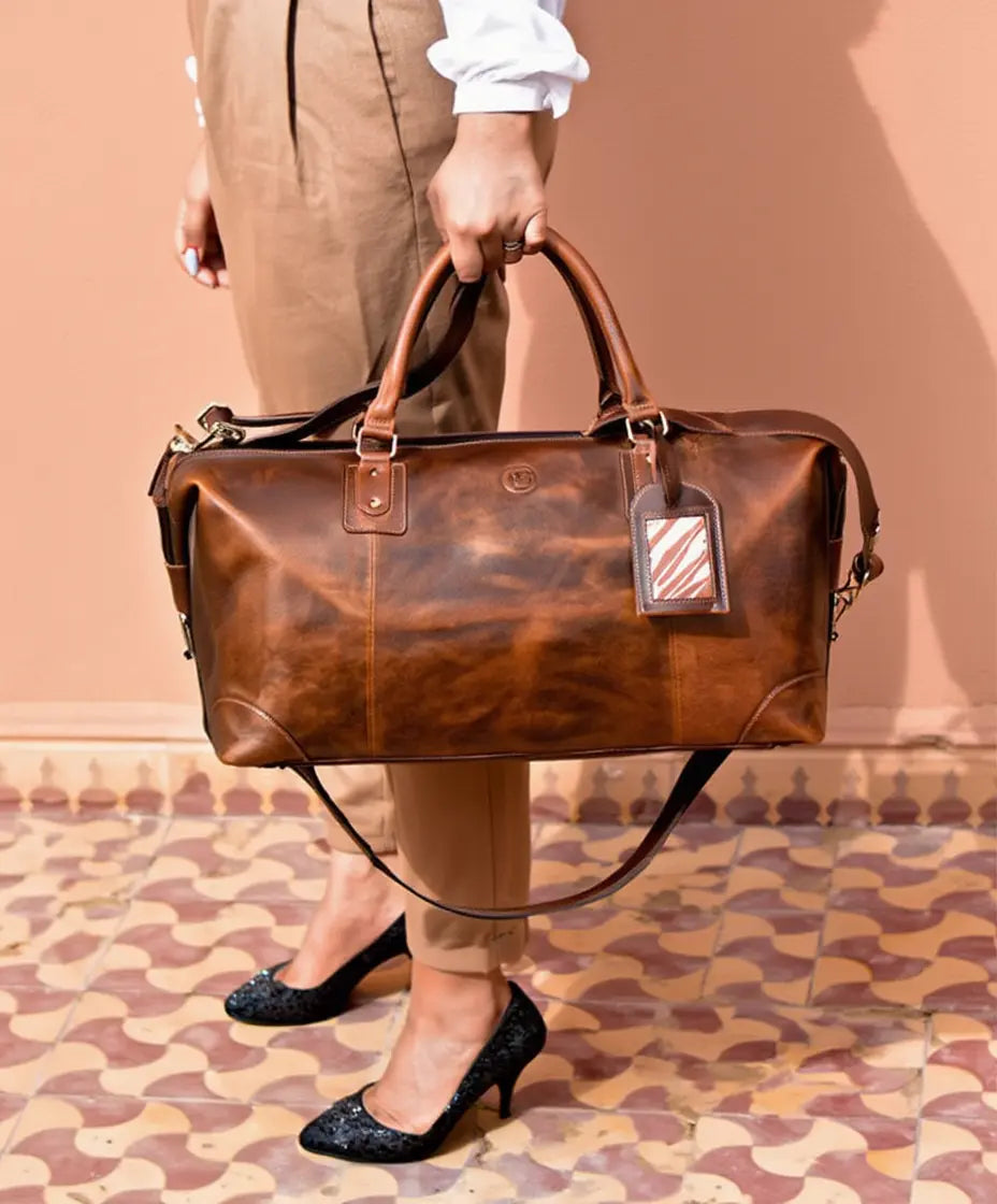 Compact Leather Travel Bag for India - The Perfect Blend of Style and Function | Hestern