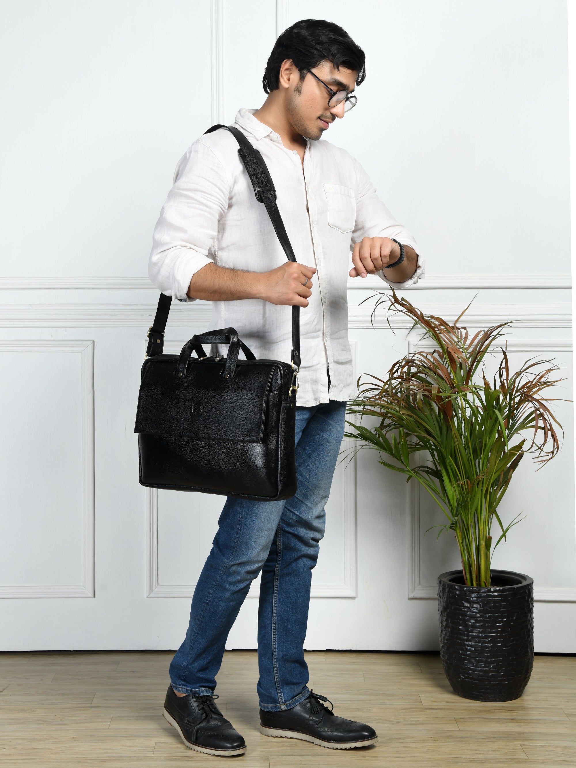 Executive Edge Leather Laptop Briefcase