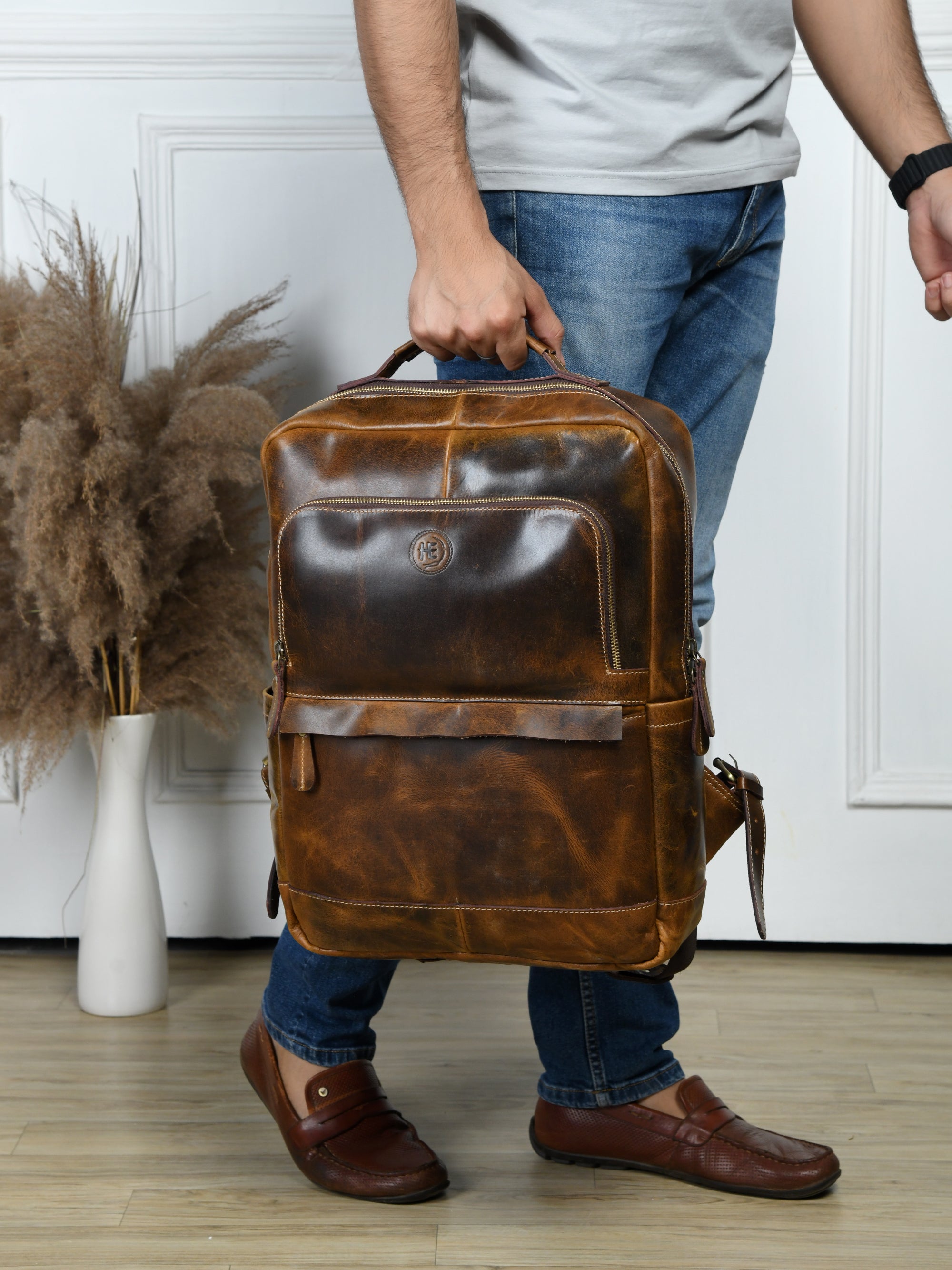 Alpine Vintage Leather Laptop Backpack - Tan Colour