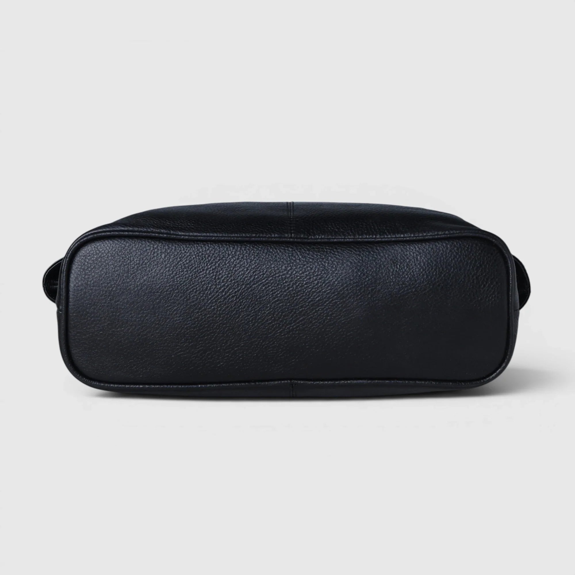 Aveline Leather Shoulder Tote – Black