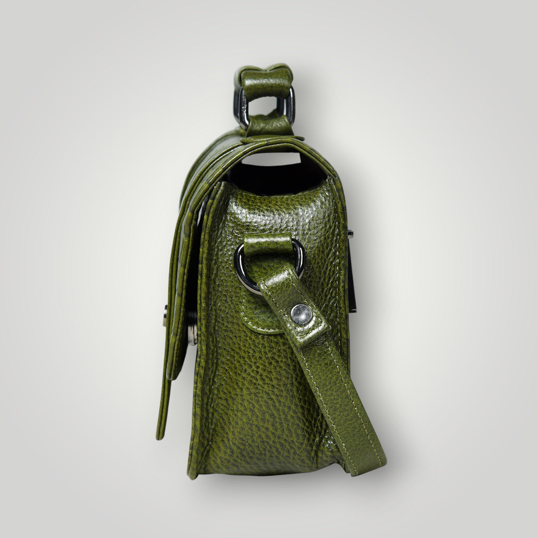 Urban Voyager Leather Belt Bag - Olive Colour