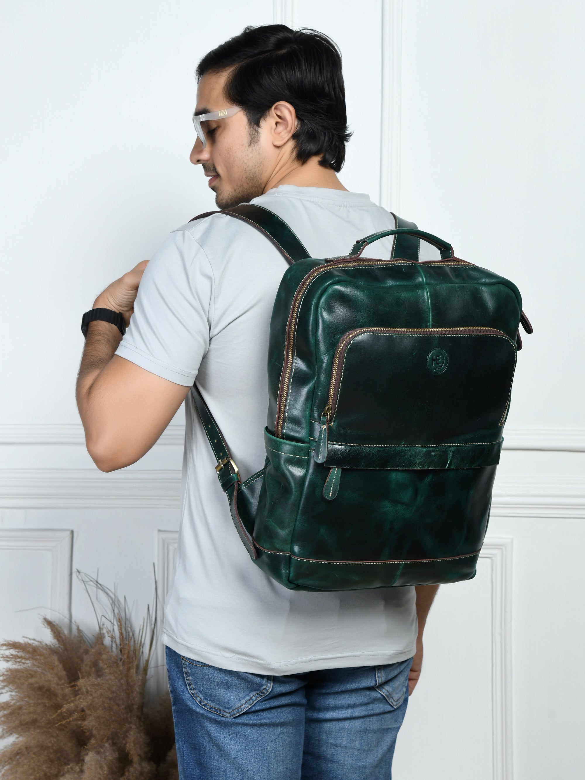 Alpine Vintage Leather Laptop Backpack - Green Colour
