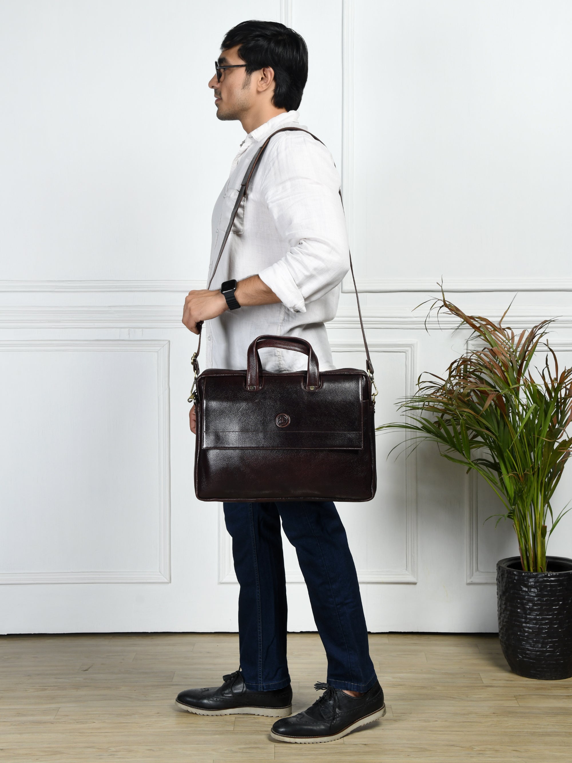 Executive Edge Leather Laptop Briefcase - Espresso brown