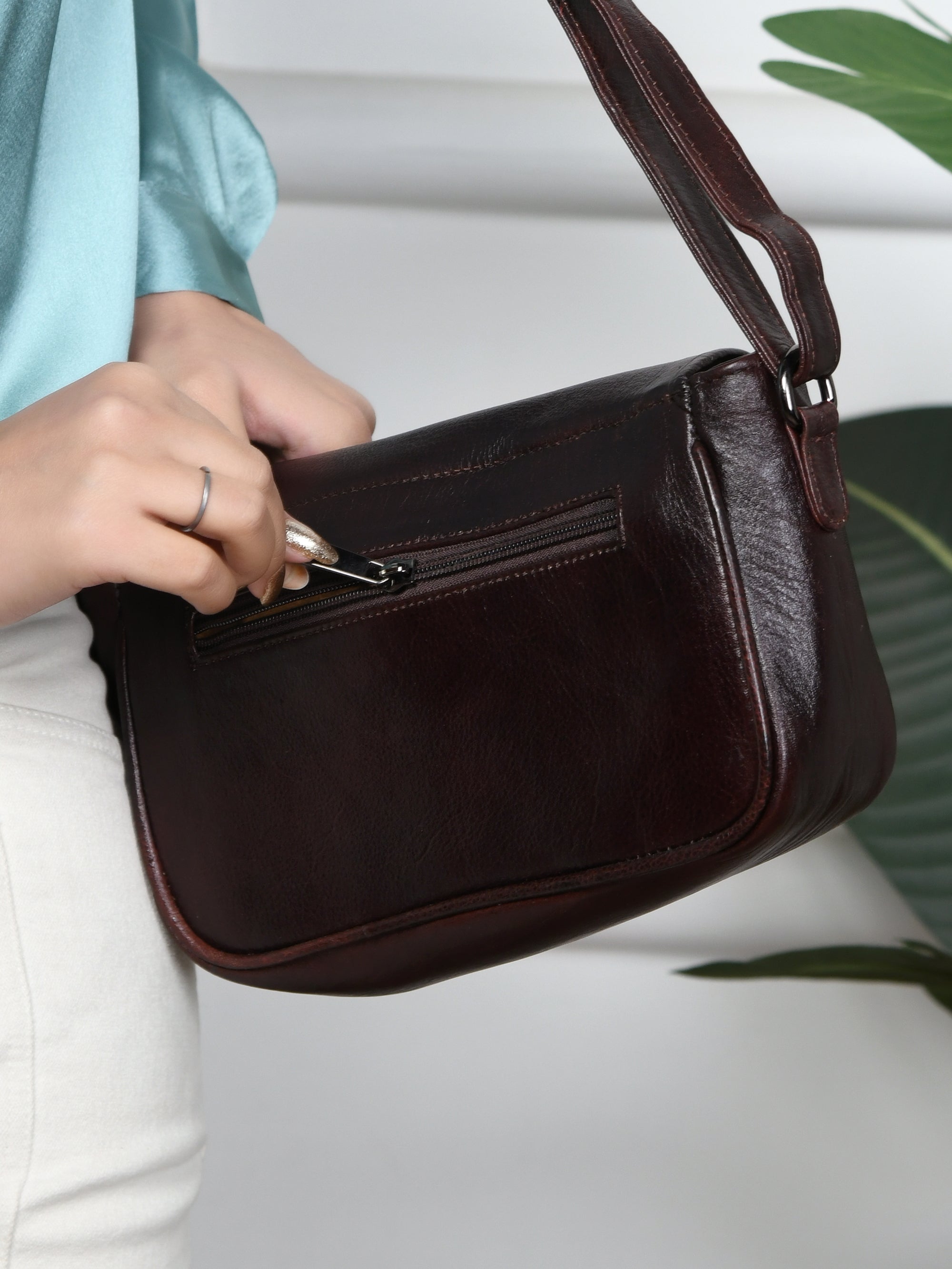 Verdant Elegance Women's Leather Handbag