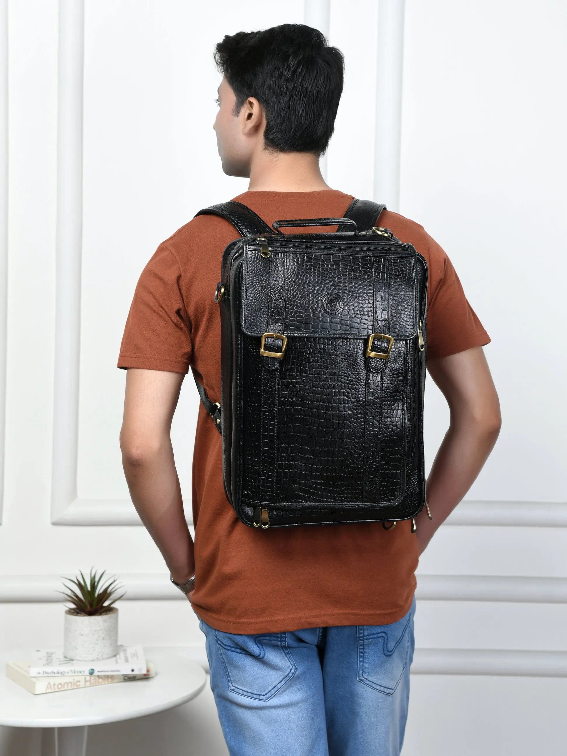 Heritage Voyager Convertible Leather Backpack – Croco Textured Laptop Backpack & Briefcase | Black colour