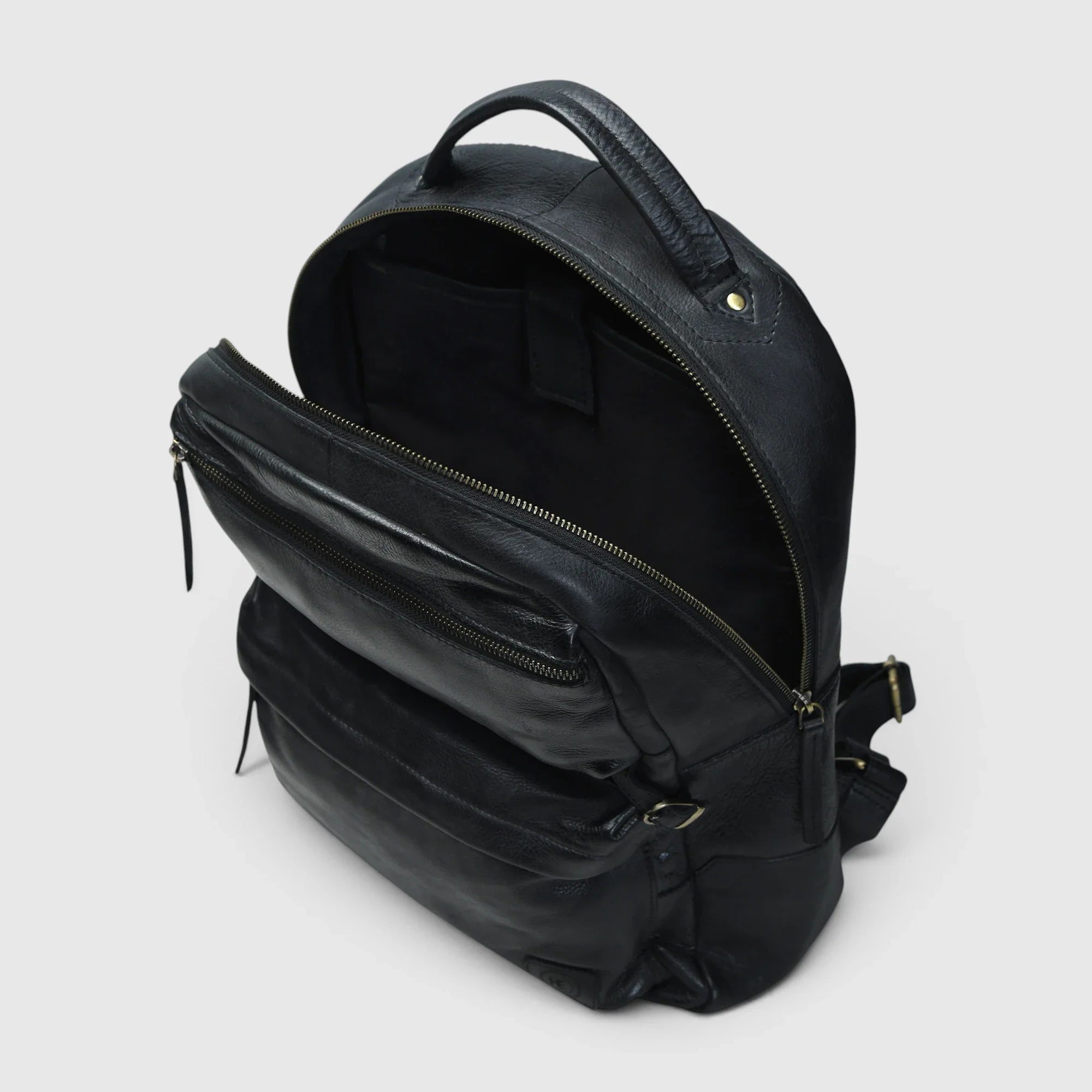 Evercrest Leather Backpack – Black color