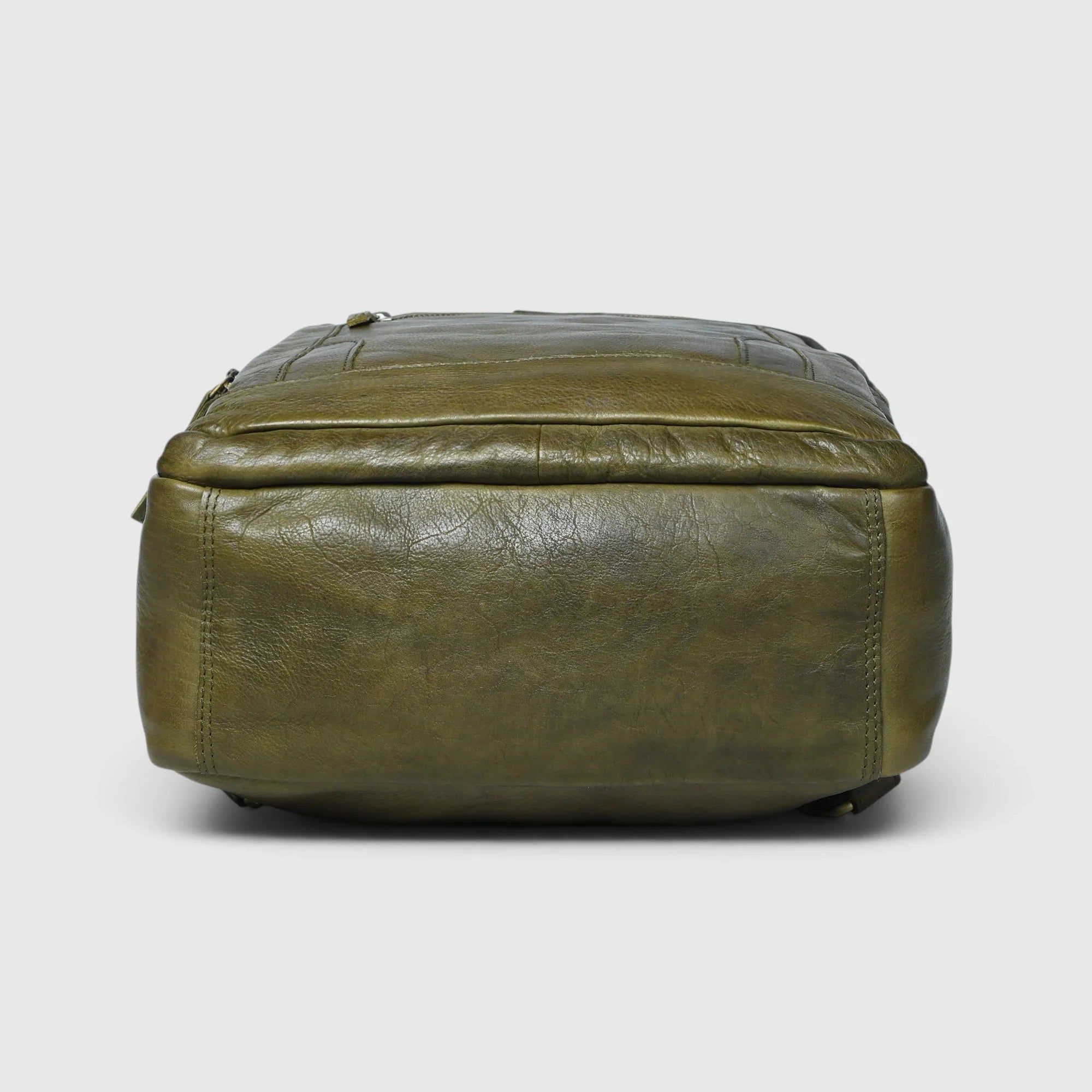 Hestern Trailmark Leather Backpack – Deep Olive