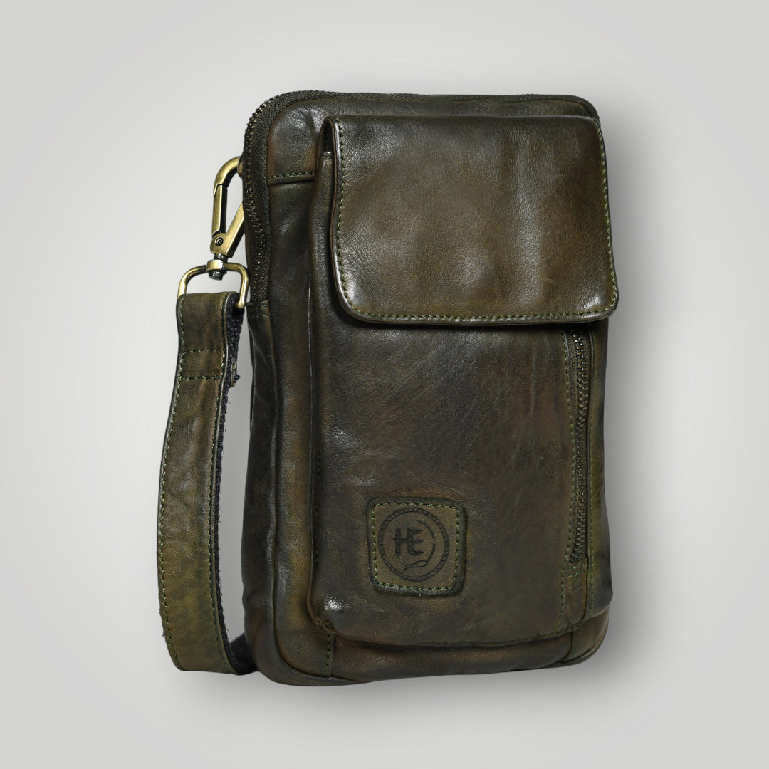 Vintage Explorer Crossbody Bag - Olive colour