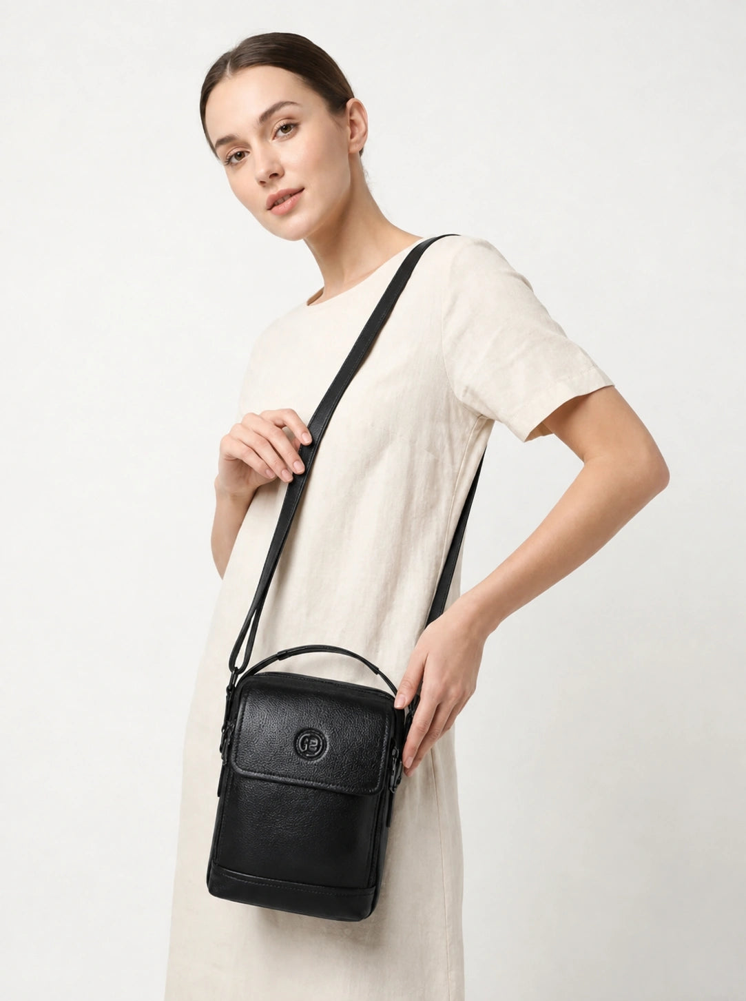 Mason Leather Crossbody Bag - Black Color