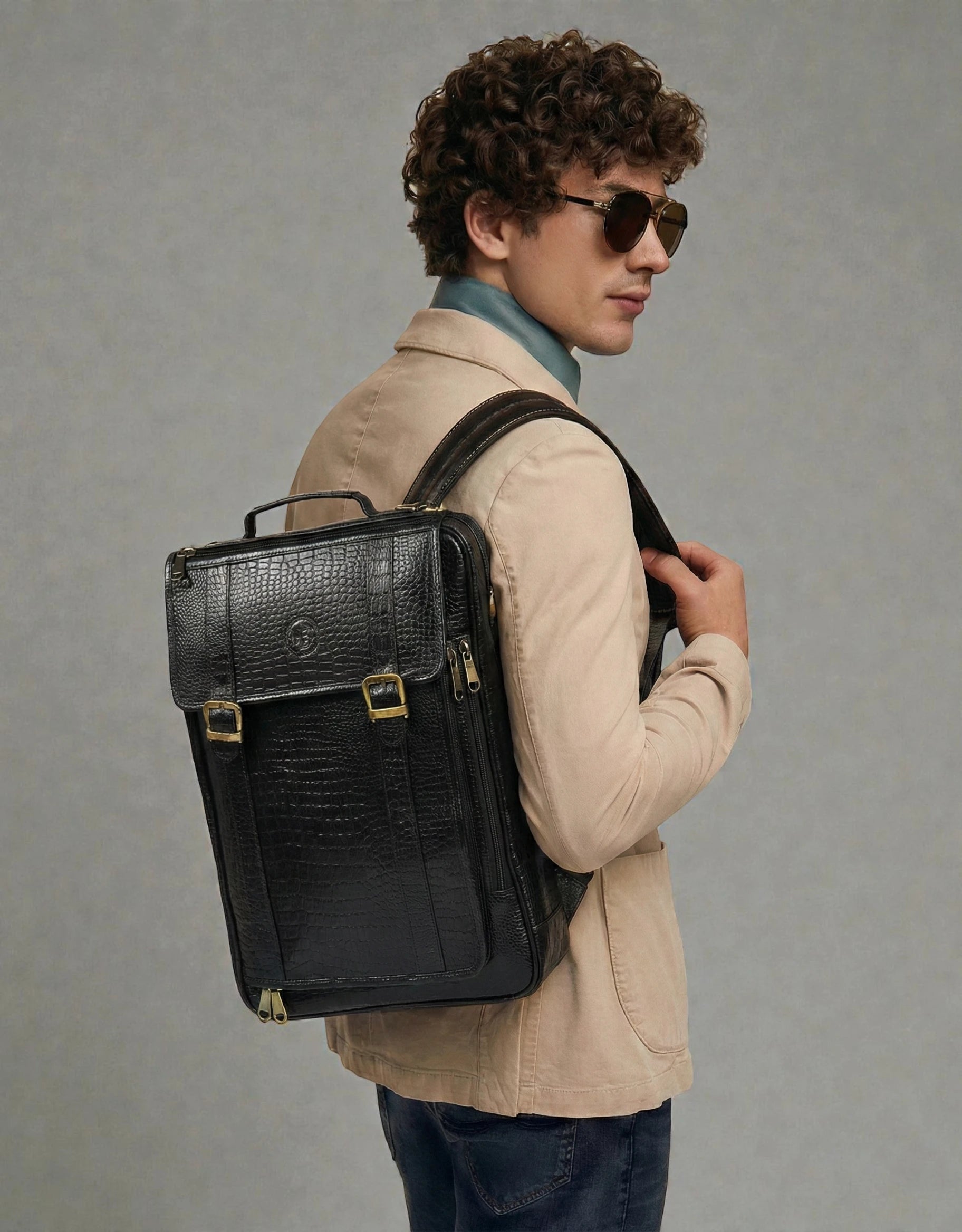 Heritage Voyager Convertible Leather Backpack – Croco Textured Laptop Backpack & Briefcase | Black colour