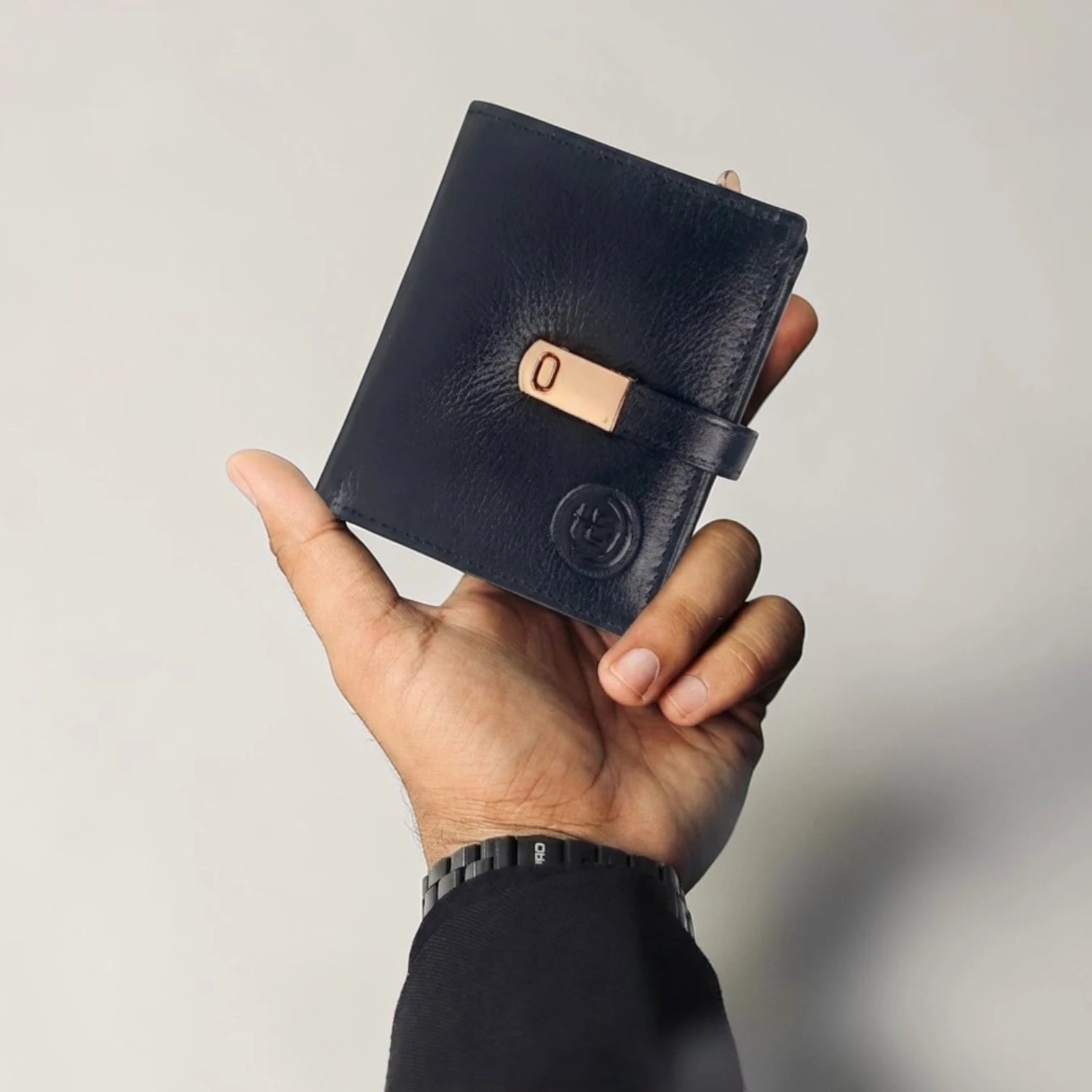 Crest Compact Leather Trifold Wallet – Black Colour